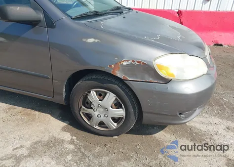 2004 Toyota Corolla Ce z USA, uszkodzony, nr VIN 2T1BR32E04C272603